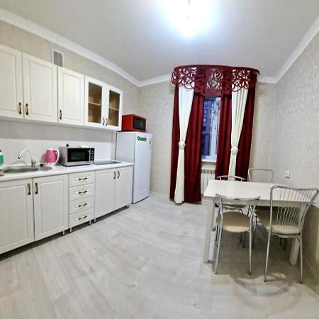 Apartamento 1 - Comnatnye Quartiry V Centre Kokshetau Exterior foto